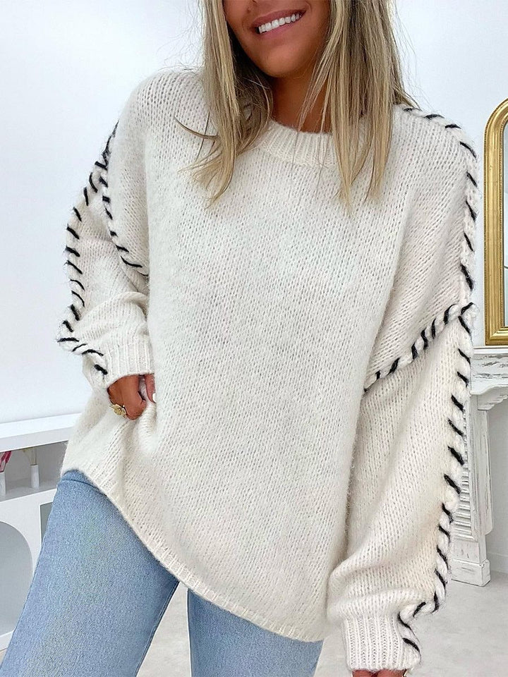 Kvinders strikkede sweater med dekorative sømdetaljer Stilla
