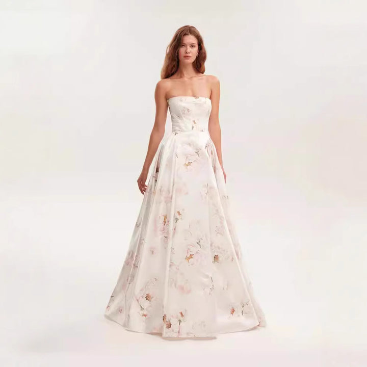 Dame Trachtenkjole med blomsterdesign og bustier-overdel Stilla