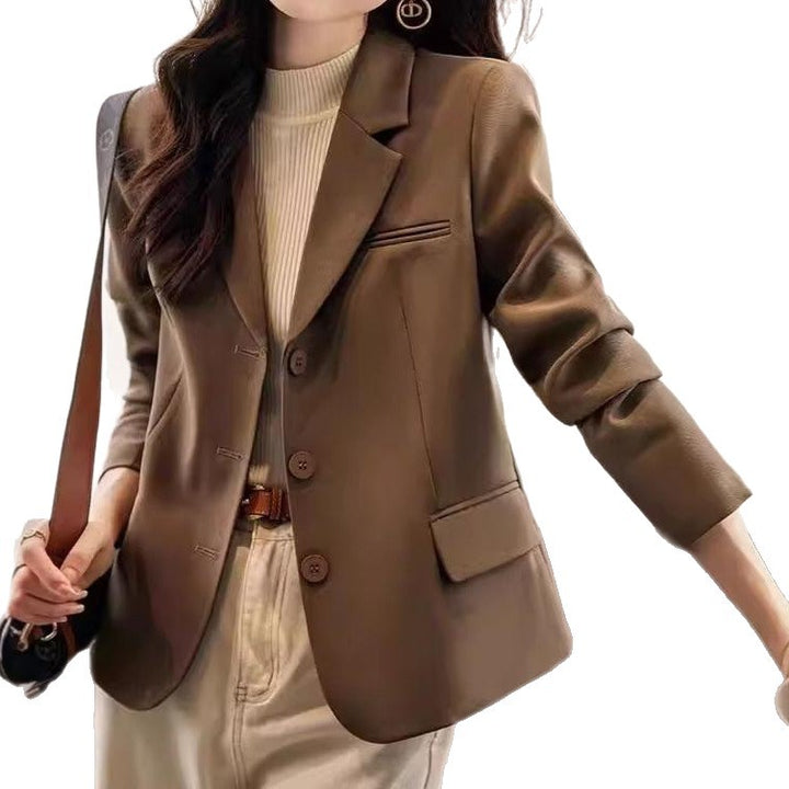 Kvindernes Klassiske Blazer med Skræddersyet Pasform og Elegante Knapdetaljer Stilla