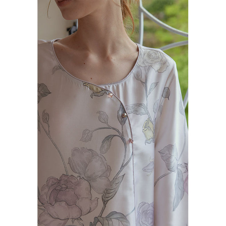 Dame elegant natkjole med floralt print og silkeagtigt stof Stilla
