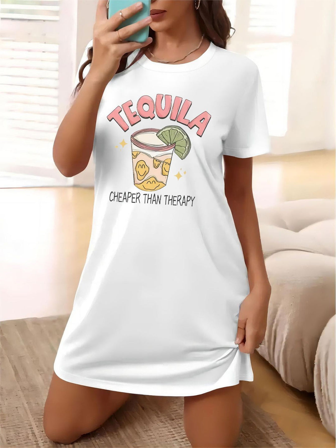 Dame Oversized T-Shirt med inspirerende tekst og iøjnefaldende grafisk design Skovae