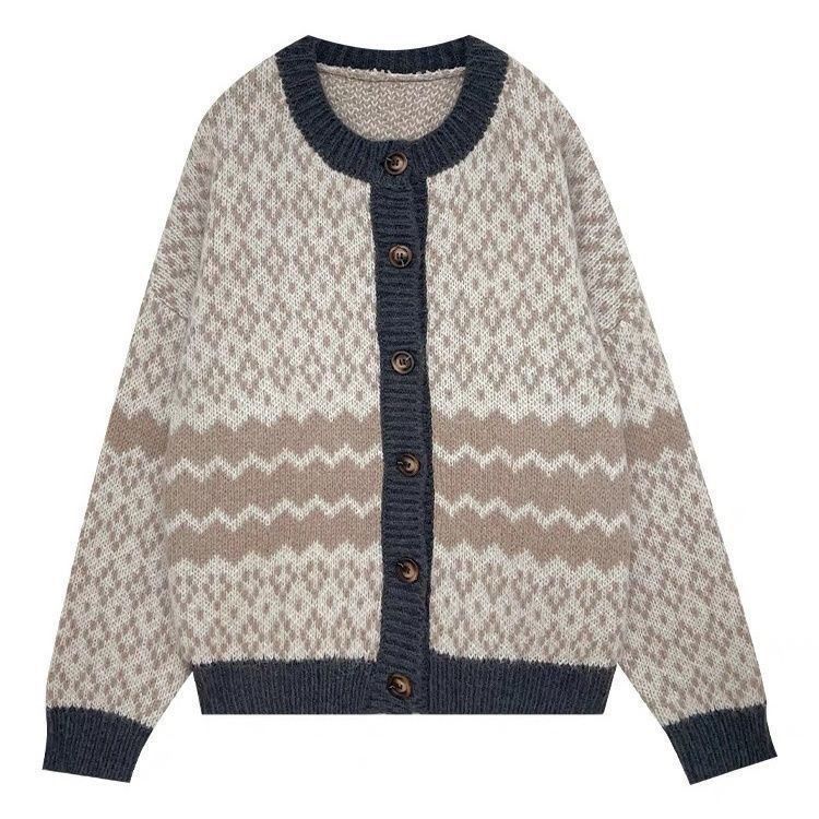 Kvinderne moderigtige cardigan i norsk stil Stilla