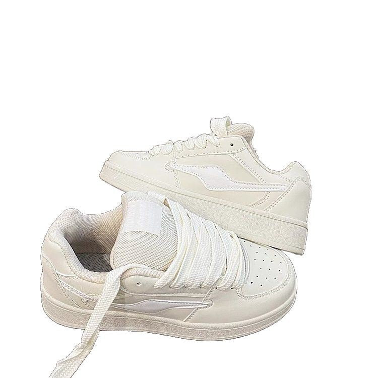Dame Sporty Sneakers lavet af åndbart kunstlæder med skridsikker sål og polstret indtræd Stilla