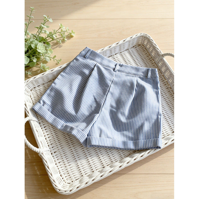 Dame shorts med stribet design og behagelig pasform Skovae