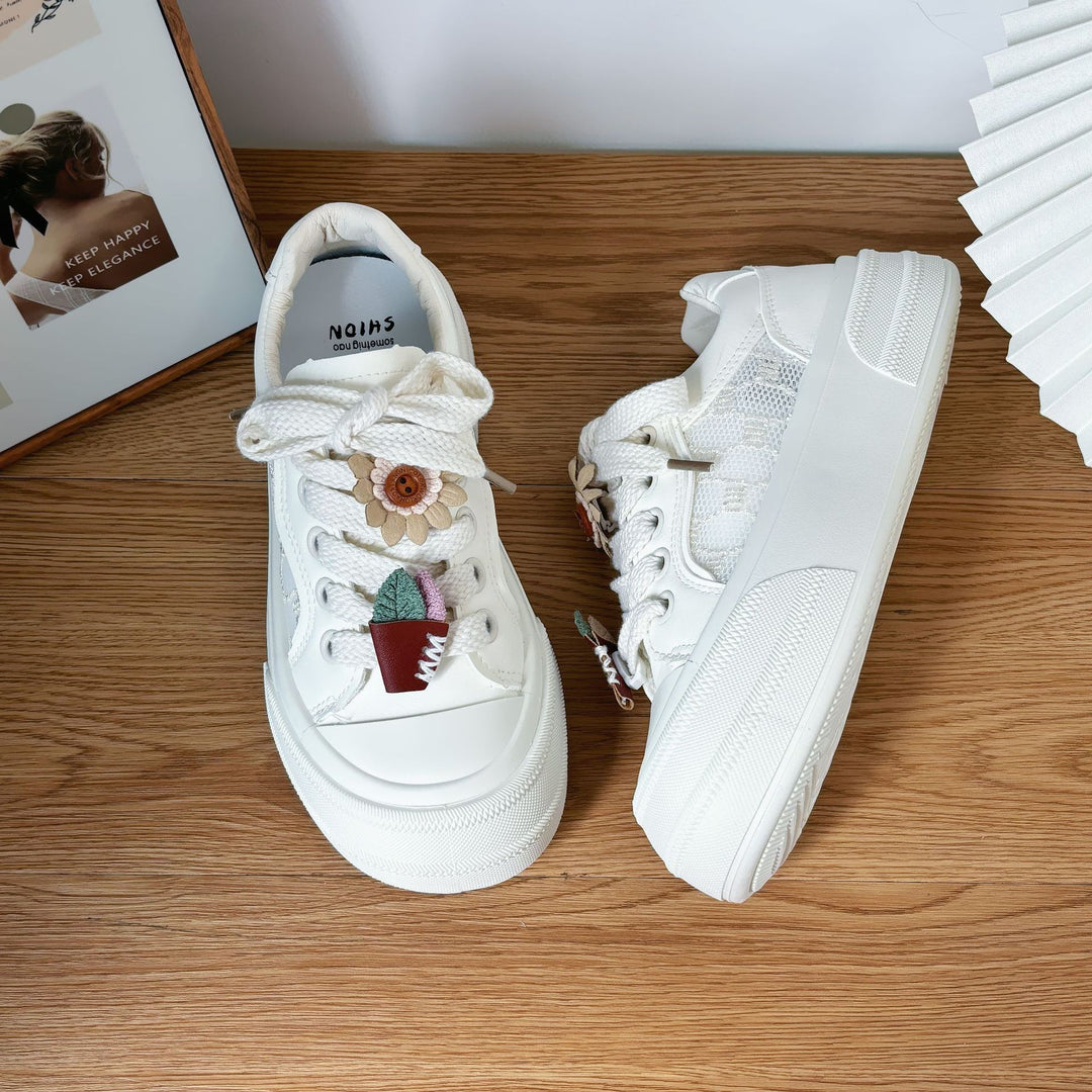 Dame sneakers med floral applikationsdesign og åndbar konstruktion Stilla