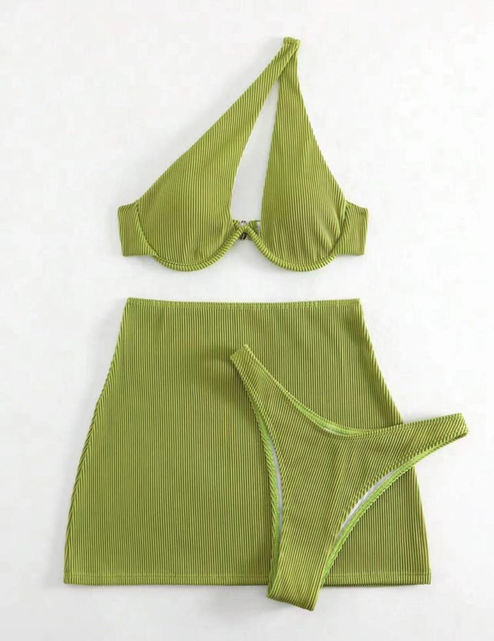 Dame Stilfuld Bikini med asymmetrisk top og figursyet nederdel Stilla