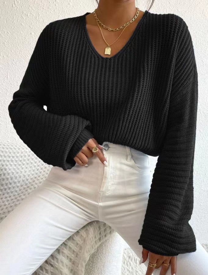 Dame afslappet sweater med bred V-hals og lange ærmer Stilla