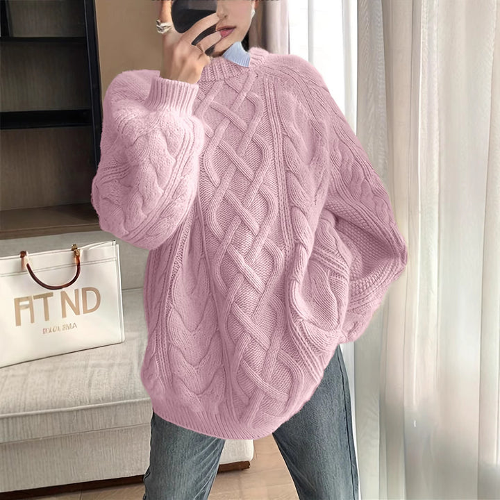 Dame strikpullover med moderne fletmønster og oversized snit Stilla