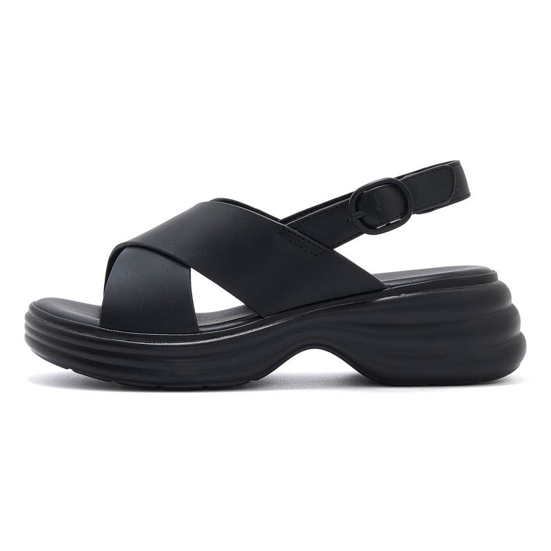 Dame Komfortable Sandaler med fashionable rem lukning og ultralet fodseng Stilla