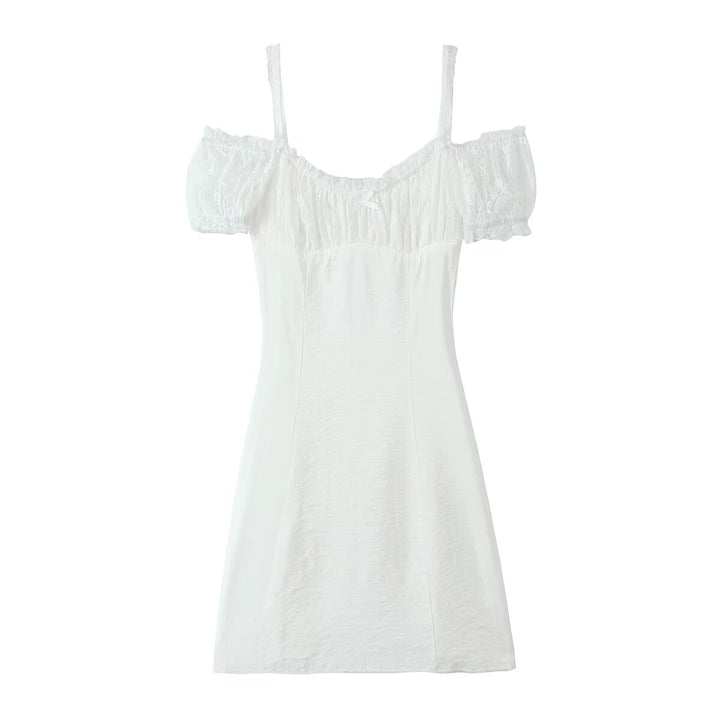 Femme Off-Shoulder Minikjole med Ruffles Stilla
