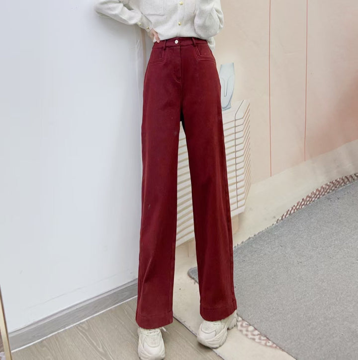 Dame Vidde Højtaljede Jeans med elegante Plisseringer og moderne Snit Stilla