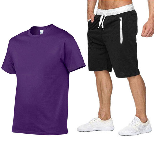 Herre sporty T-shirt og behagelige shorts i en afslappet stil Stilla