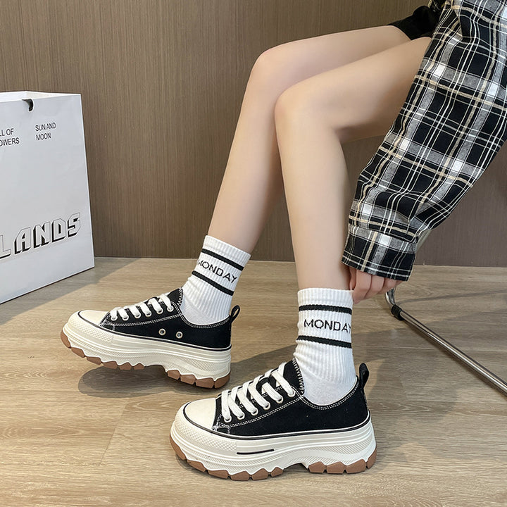 Dame Chunky Sneakers med urbant design og skridsikkert sålemønster Stilla
