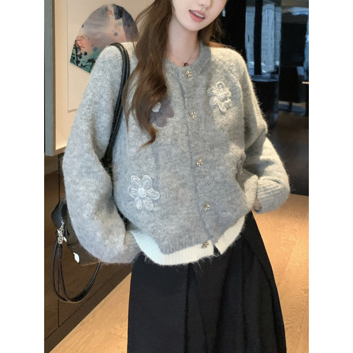 Dame Cozy Cardigan med Blomsterapplikationer Stilla
