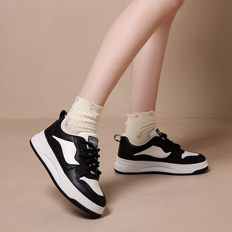 Dame Sneakers i sporty-elegant design med tyk gummisål Stilla