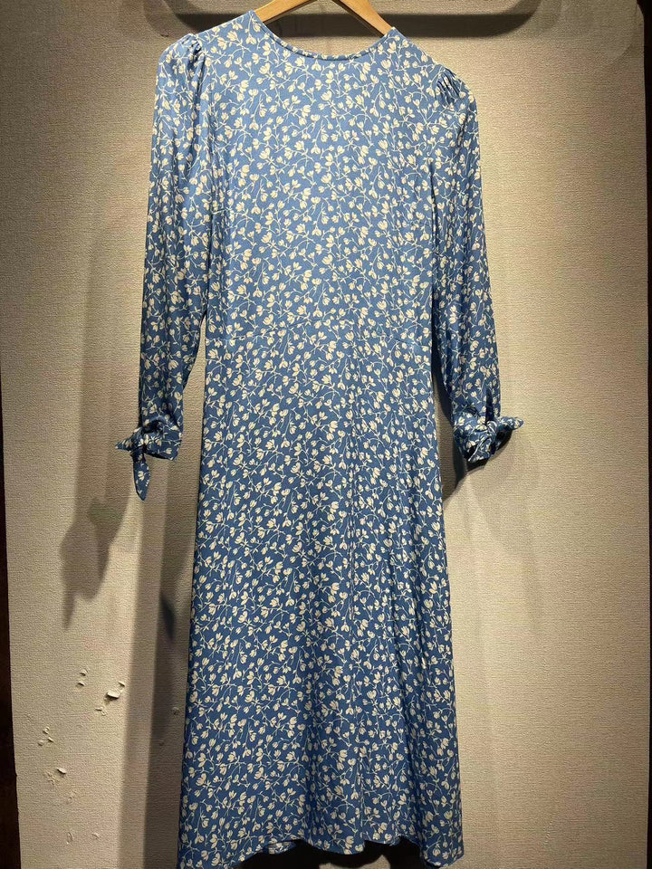 Damekjole med unikt dyreprint og flydende snit Stilla
