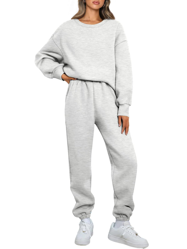 Kvindernes komfortable fritidssæt med oversized pasform og elastisk talje Skovae