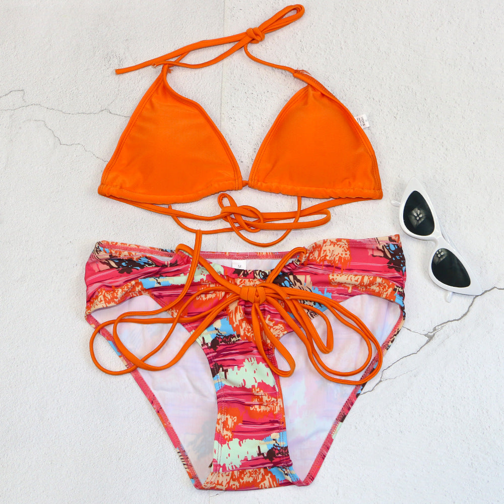 Dame bikini sæt med trendy trekants top og justerbar trusse Stilla