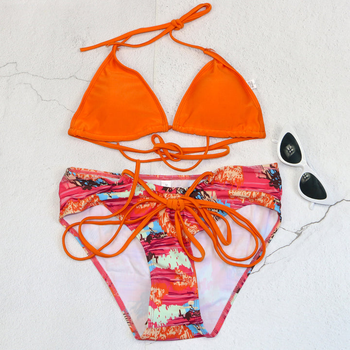 Dame bikini sæt med trendy trekants top og justerbar trusse Stilla
