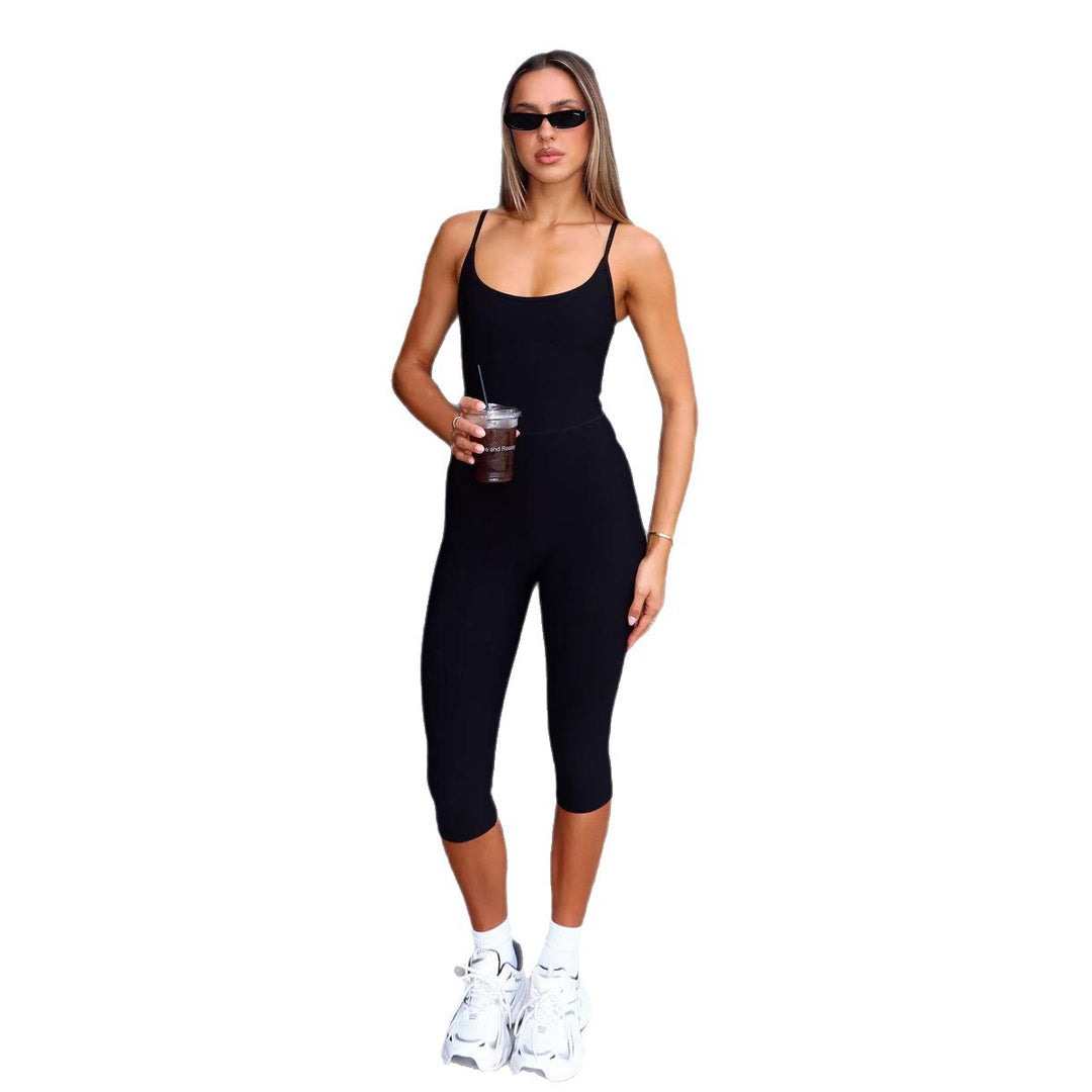 Dame Sporty jumpsuit med smal pasform og dyb udskæring Skovae