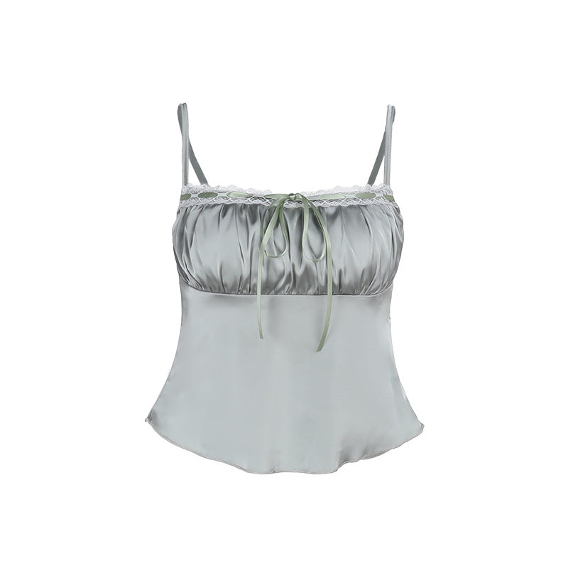 Dame Satin-Crop-Top med forførende flæsedetalje Skovae