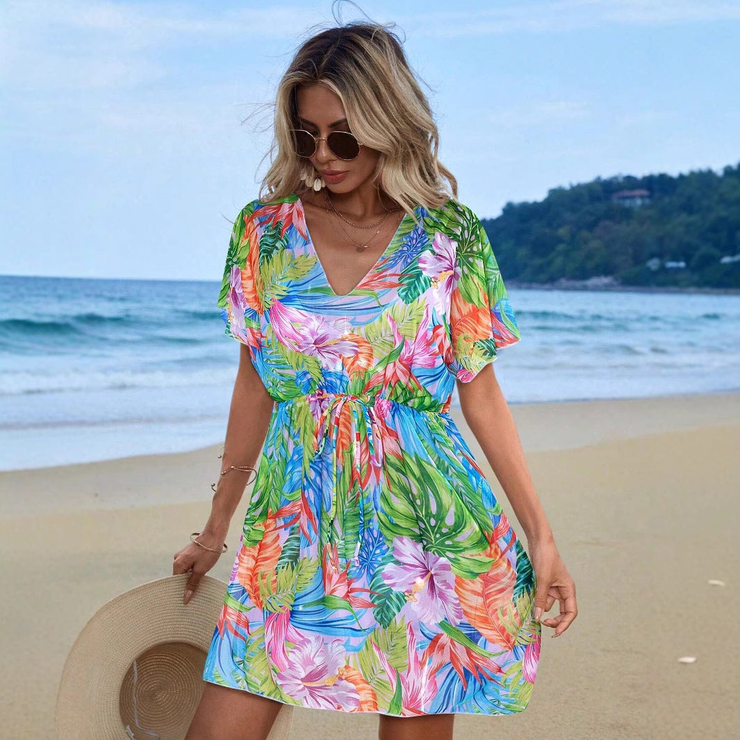 Dame Strandkjole med let chiffonmateriale og asymmetrisk design Stilla