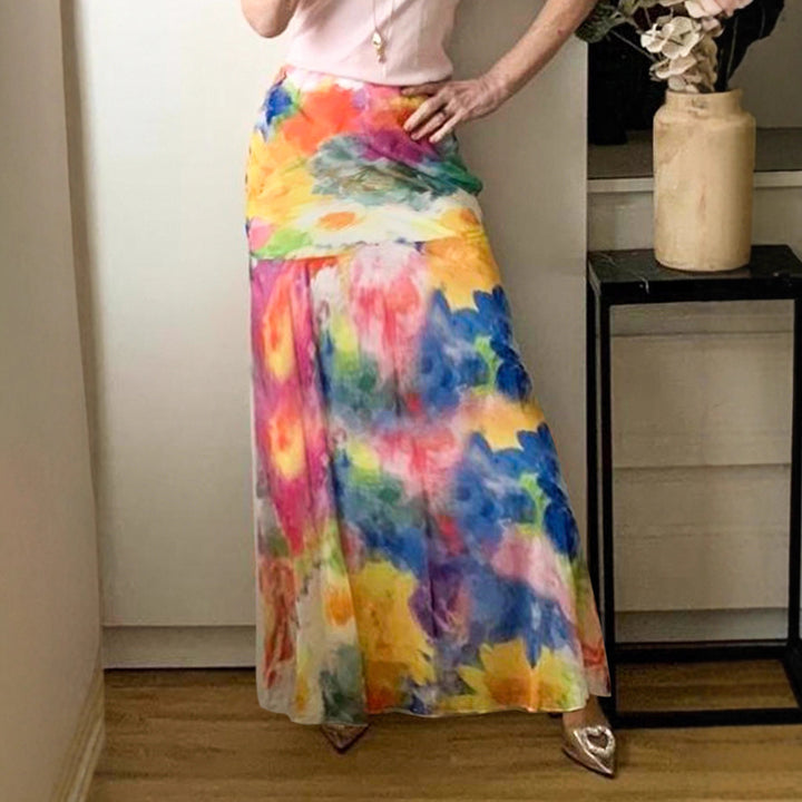 Dame Maxikjole med elegant blomsterprint og flydende snit Skovae