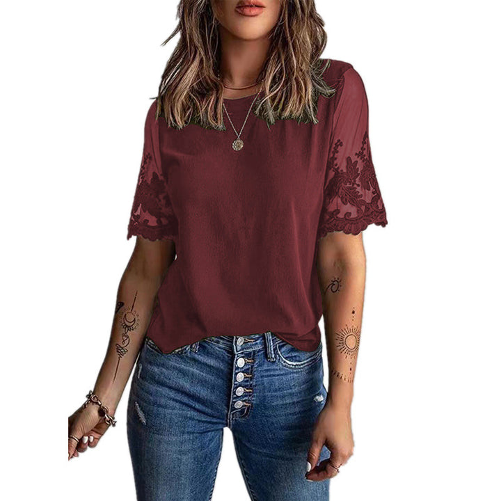 Dame moderigtigt T-shirt med blonder og detaljerige ærmer Stilla