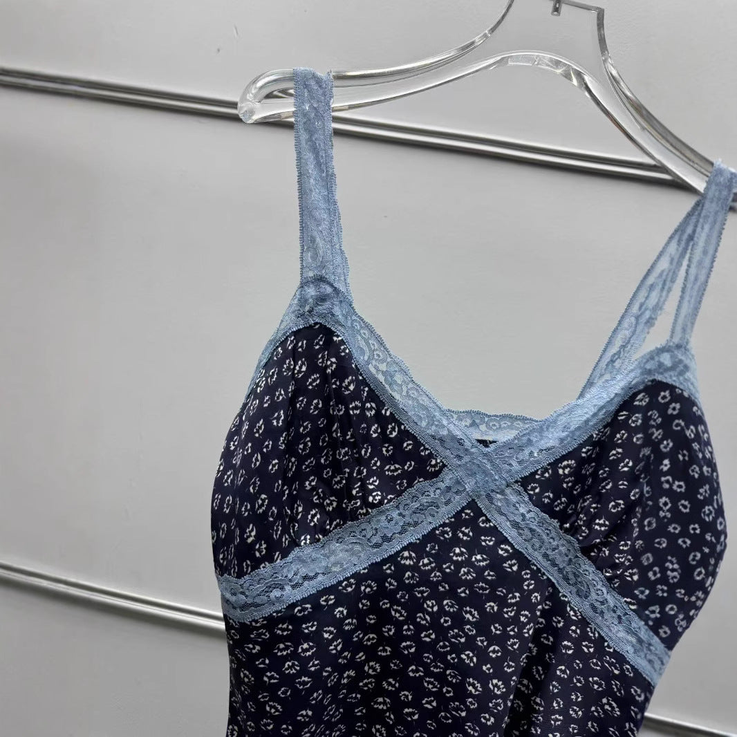 Dame spidstop med charmerende snit og filigrane detaljer Stilla