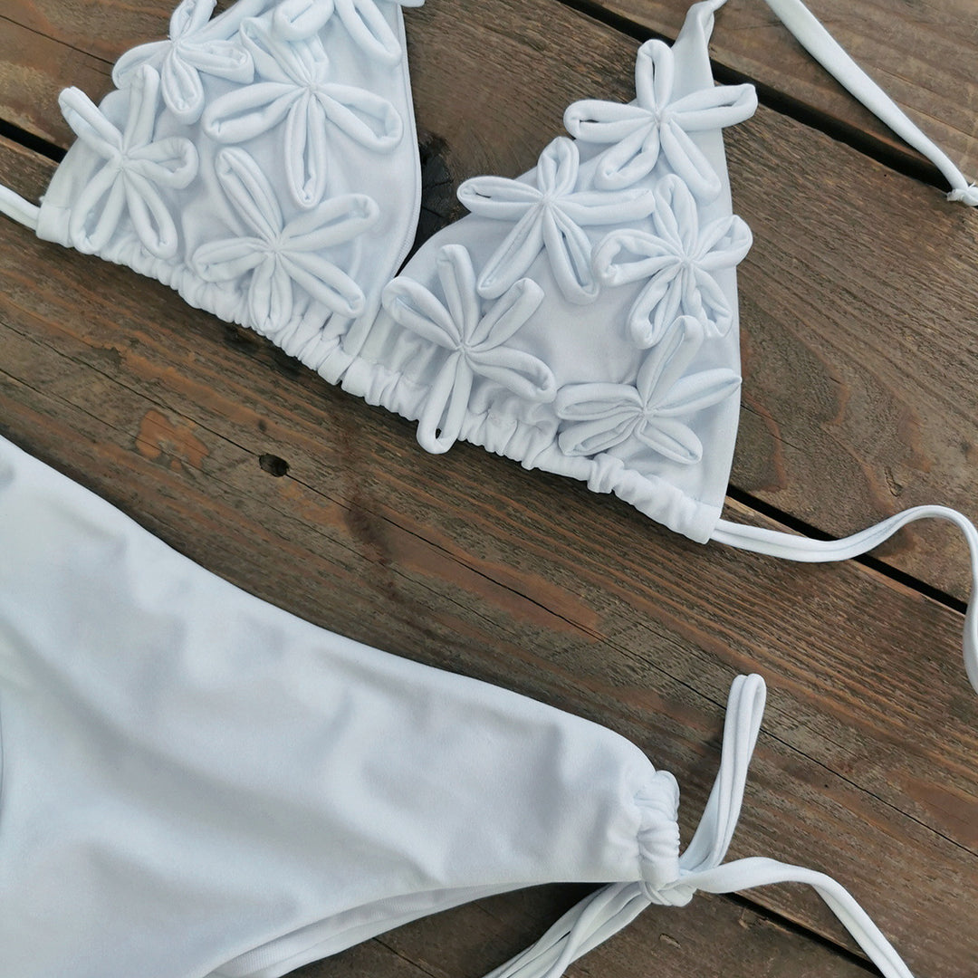 Dame bikini-sæt med sofistikerede blomsterdetaljer og justerbare stropper Stilla