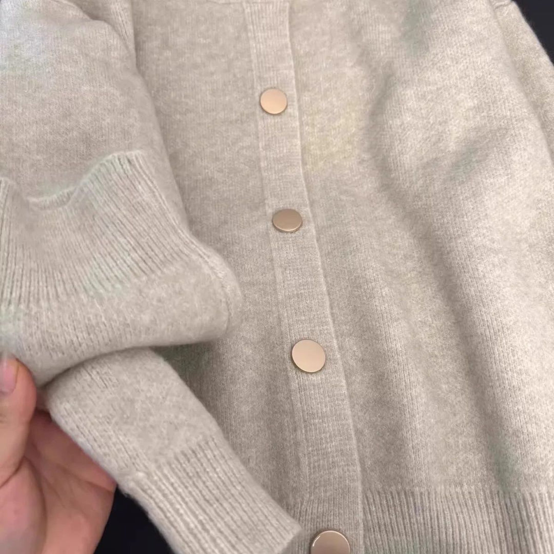 Kvinders fluffy cardigan med store knapper Stilla