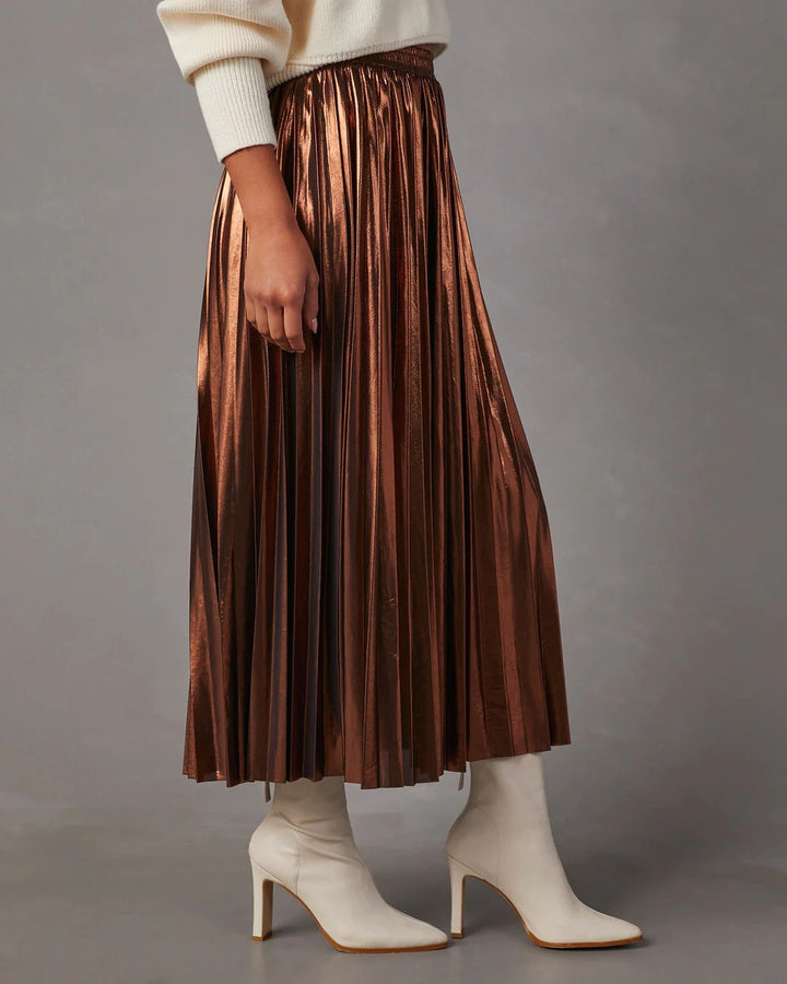 Women's Pleated Maxi Skirt made of shiny material Skovae