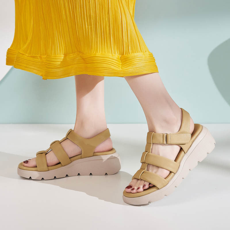 Dame komfort sandaler med fashionable remme Stilla