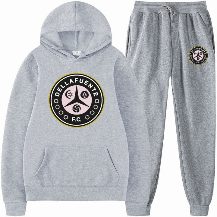 Kvinders sweatshirt og joggingbukser sæt med sporty klubmotiv Skovae