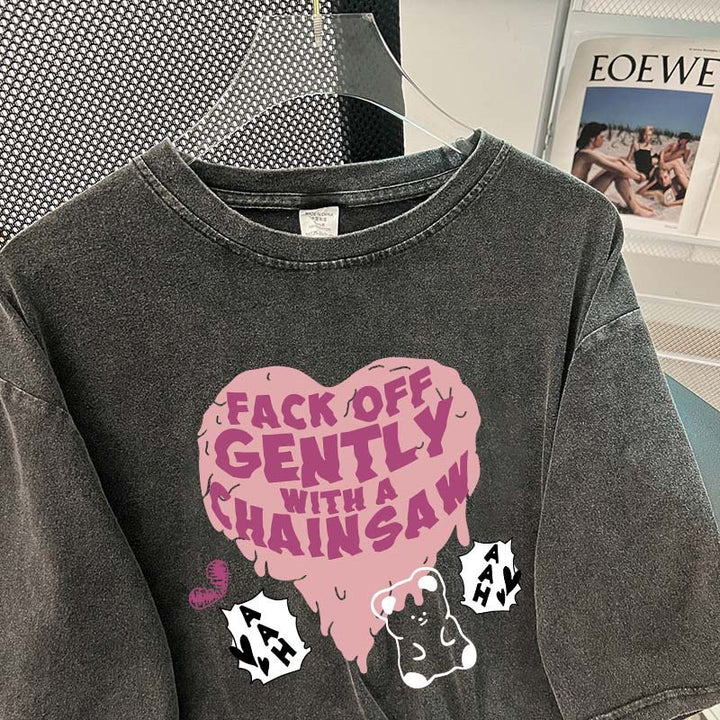 Dame T-shirt med kreativ provokerende tryk og afslappet snit Stilla