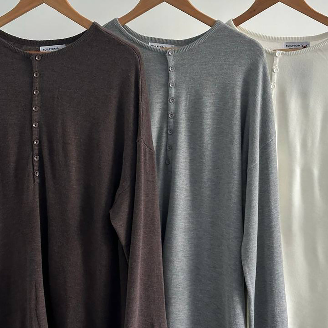 Kvinders afslappede strikkede sweater med moderne knapdetaljer Stilla