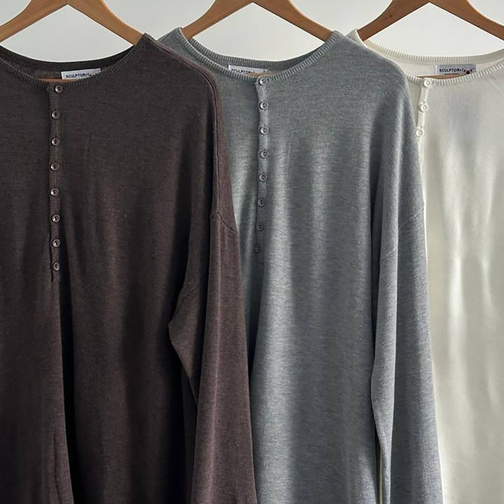 Kvinders afslappede strikkede sweater med moderne knapdetaljer Stilla