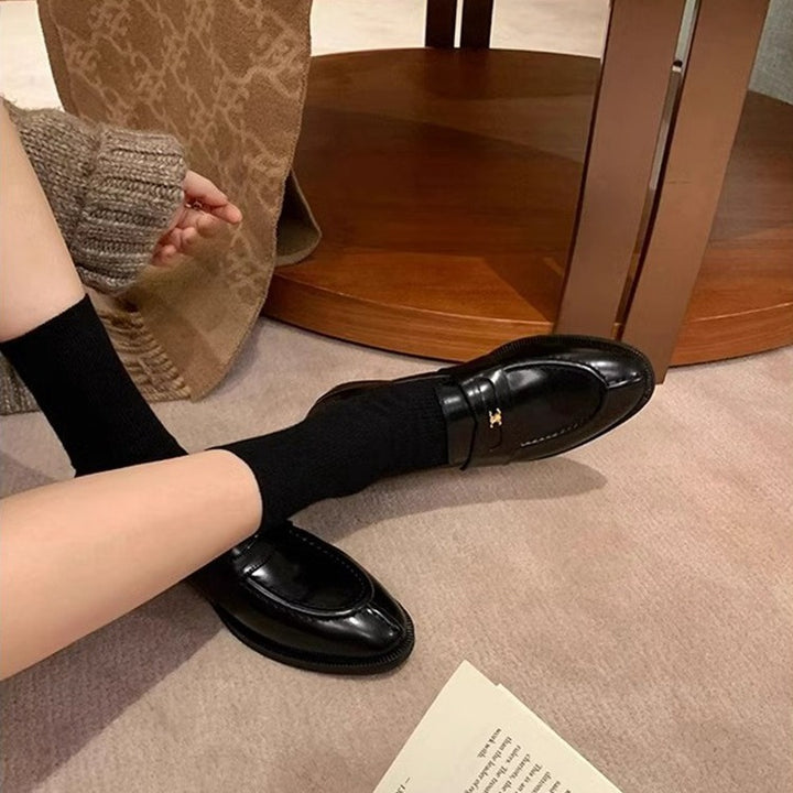 Herrer moderne formelle slippers med dekorativ accent Stilla