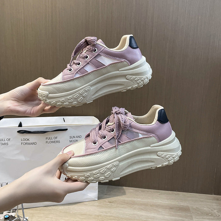Dame platform sneakers med innovativt såleprofil og åndbar overfladestruktur Stilla