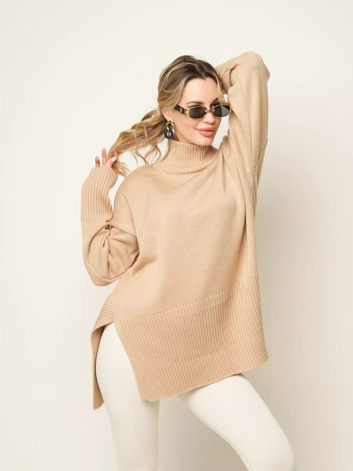 Dame afslappet rullekravepullover med sidelidsdetaljer og struktureret design Stilla