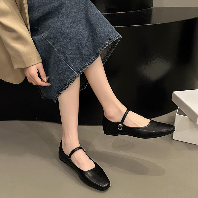 Femme Firkantetå-Mary-Jane-Flats med justerbar ankelrem Stilla