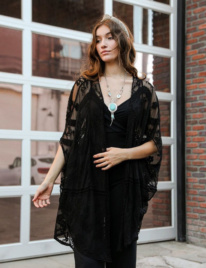 Dame transparent Kimono med florale broderier Stilla