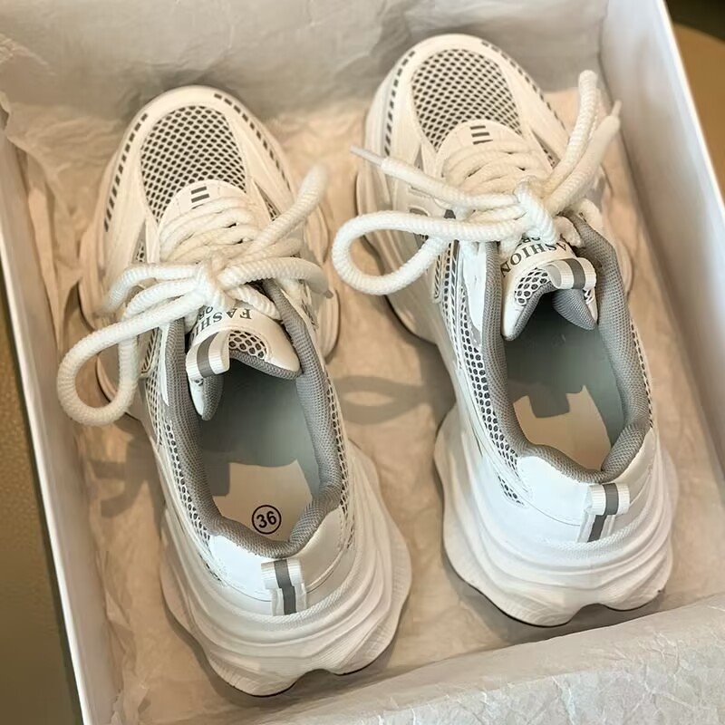 Dame Sporty Sneakers med åndbar netoverflade og støddæmpende sålprofil Stilla