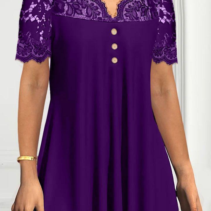 Damebluse med spidsdetaljer Stilla