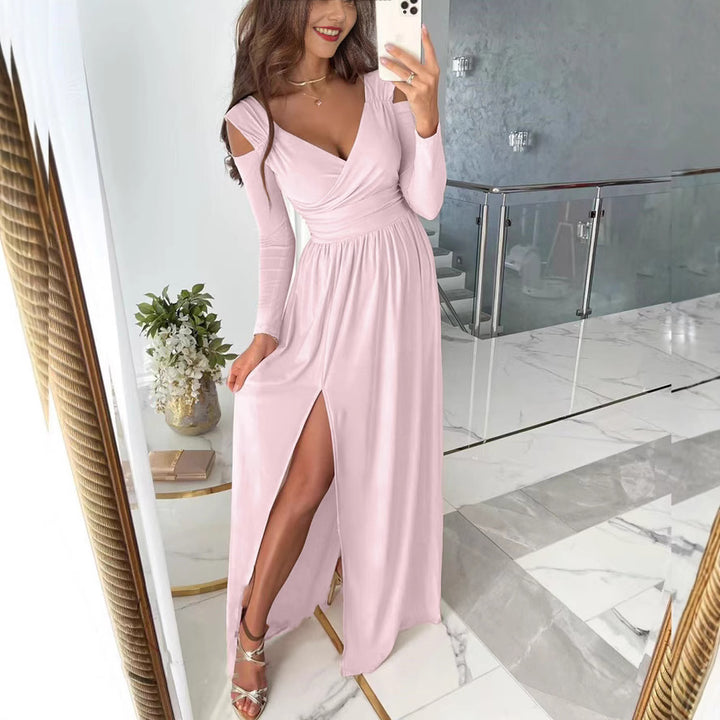 Dame elegant maxikjole med off-shoulder detaljeudformning og høj slit Stilla