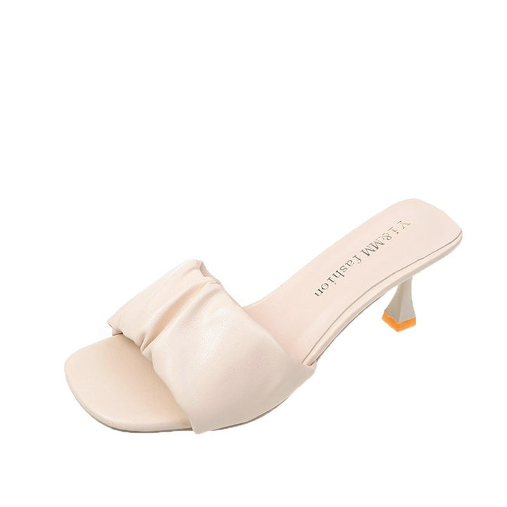 Dame slide-sandaler med en elegant rynkeudsmykning og komfortabel fodseng Stilla