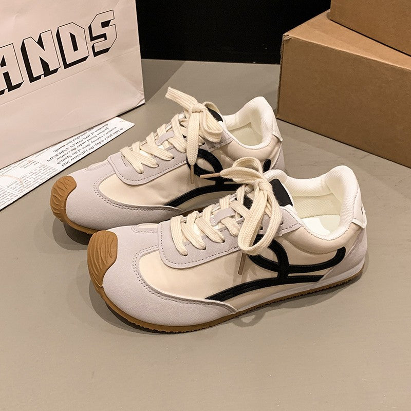 Dame Sneakers med moderne design og åndbar overfladestruktur Stilla