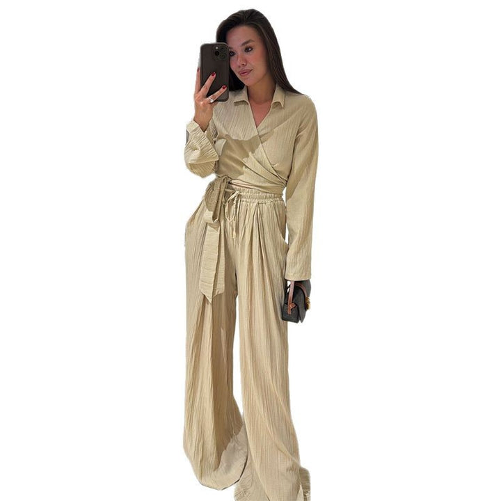 Dame Elegant Jumpsuit med V-hals og bredt ben Stilla