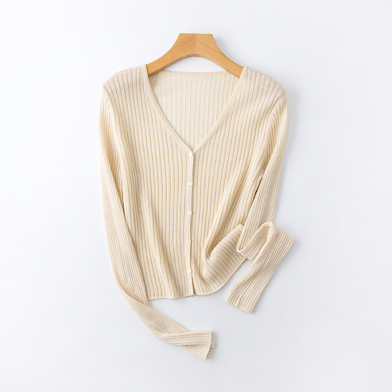 Femme Klassisk V-hals Ribstrik-Cardigan Stilla