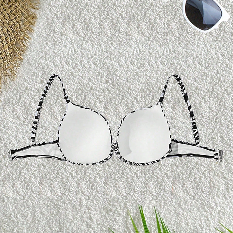 Dame trekant-bikini top med raffinerede flæsedetaljer og justerbare stropper Skovae